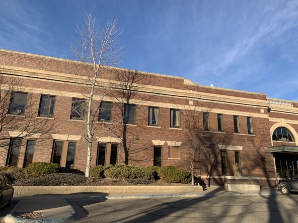 Office For Lease: 2 Railroad Sq, Great Falls, MT 59401